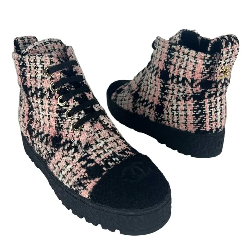 Chanel 2021 CC Logo Tweed Cap Toe Lace-Up‎ Combat Boots Size 37